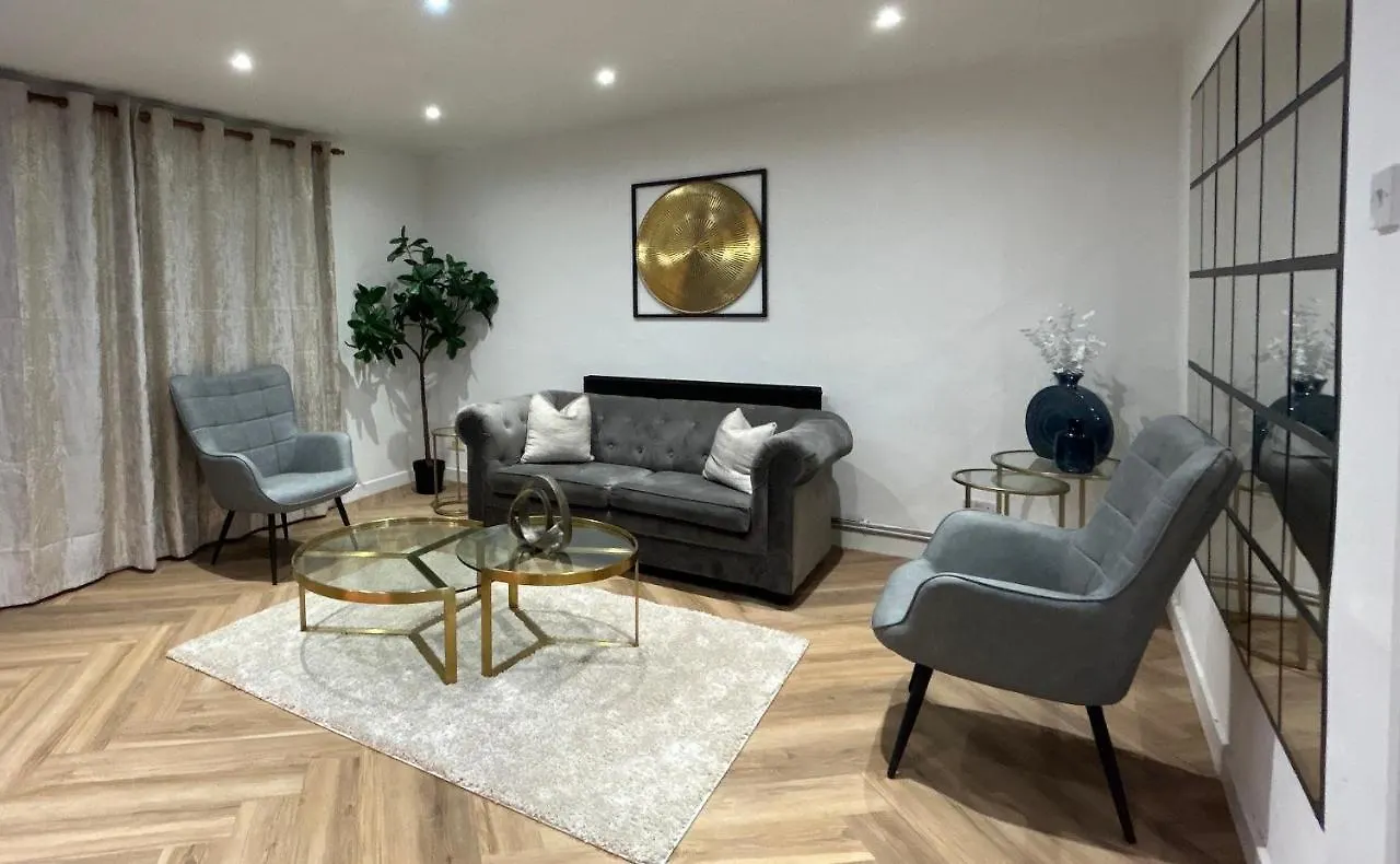 Bella-Ruiz Home For Your Perfect Staycation London Lägenhet