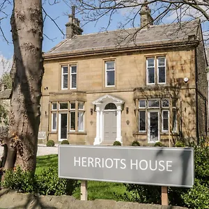 https://herriots-house.yorkshirehotels.net