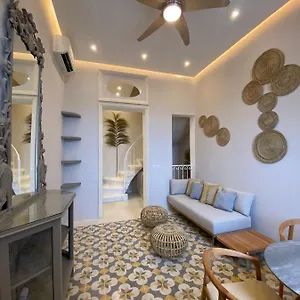https://stunning-3-bedroom-seaview-townhouse.hotelssaintjulians.com
